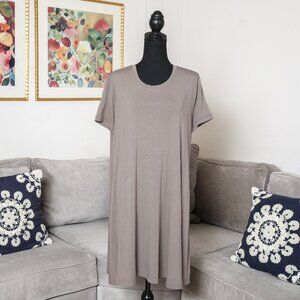 BCBG 'Anneta' Swing T-Shirt Dress